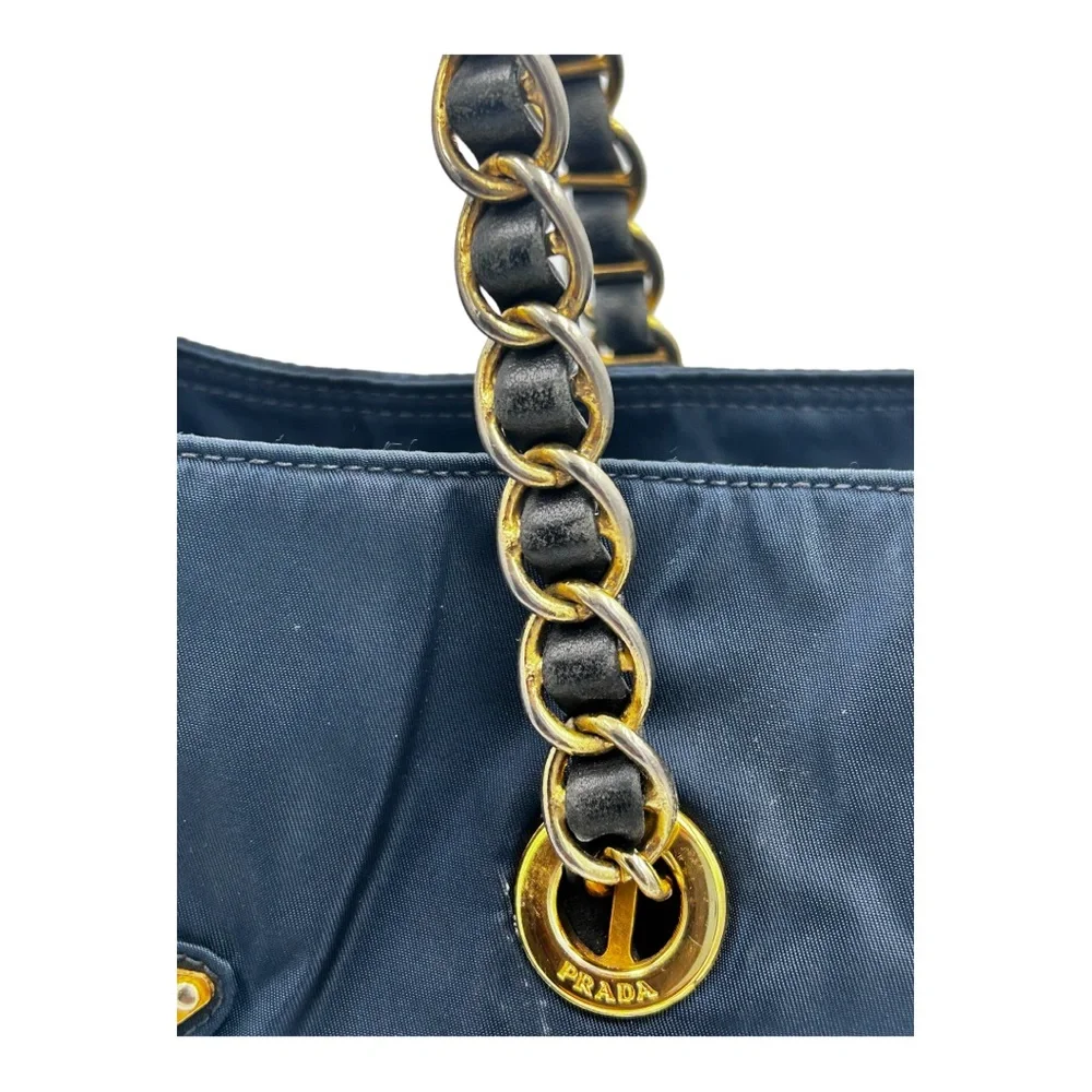 Prada Tote Chain shoulder bag - Picture 9 of 17